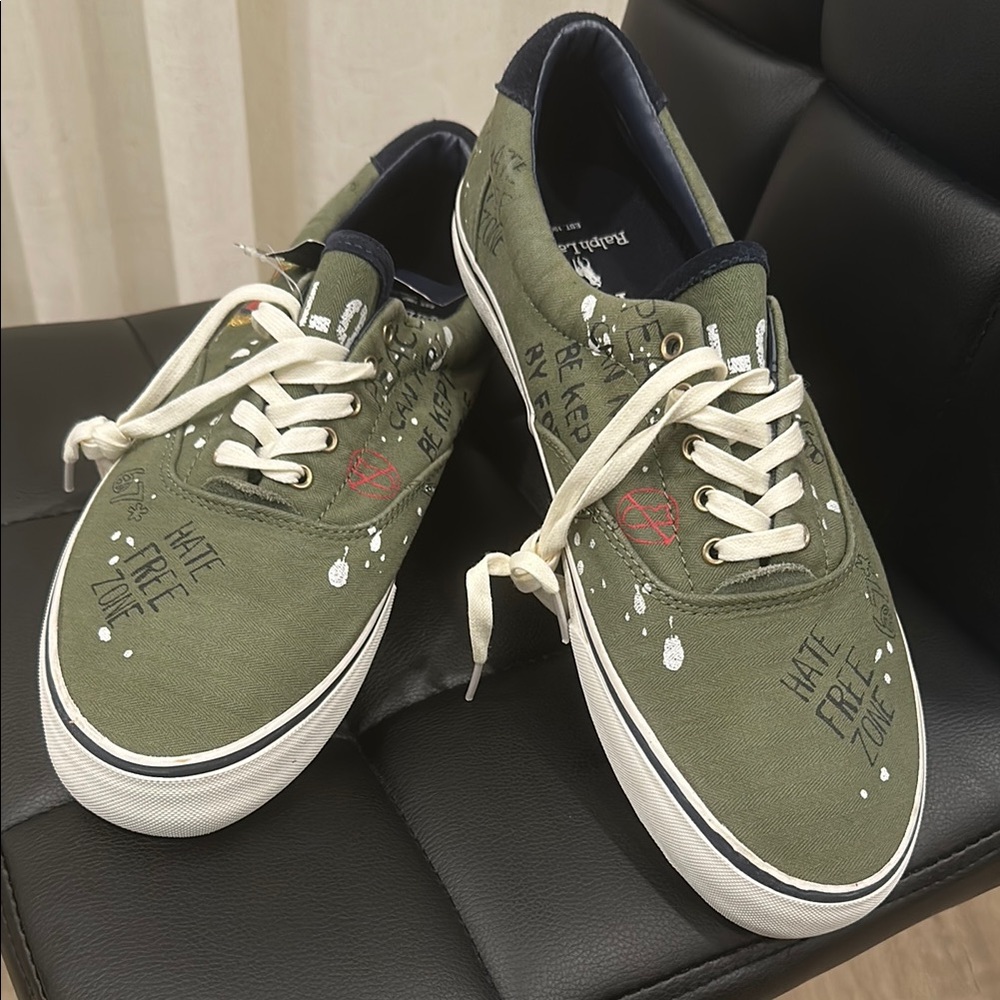 Men's Polo Ralph Lauren Canvas Sneakers - Picture 3 of 8